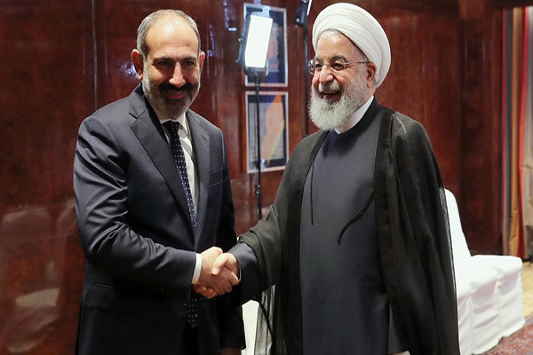 دعوت نخست وزیر ارمنستان از حسن روحانی برای شرکت در اجلاس شورای اقتصادی اوراسیا