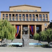 دانشگاه دولتی ایروان